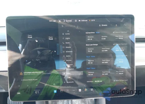 2021 Tesla Model 3 Long Range Dual Motor All-Wheel Drive z USA, uszkodzony, nr VIN 5YJ3E1EB2MF061033